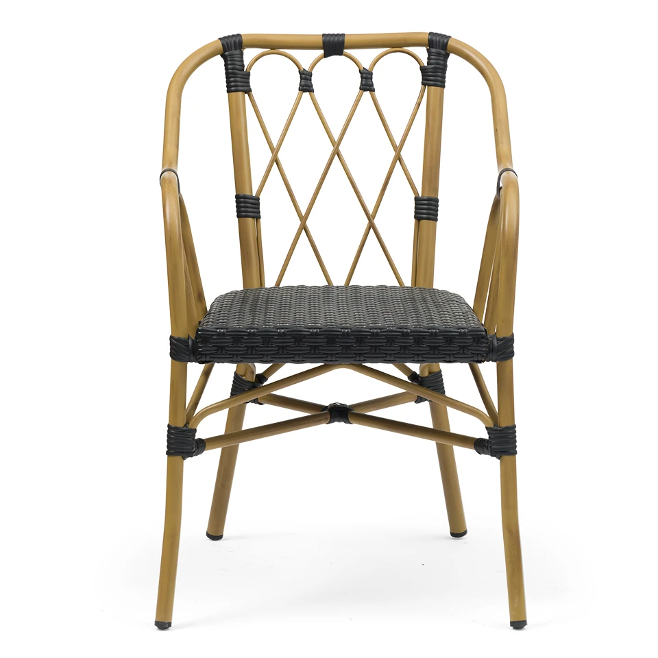 Französische Rattanstühle für den Innenbereich